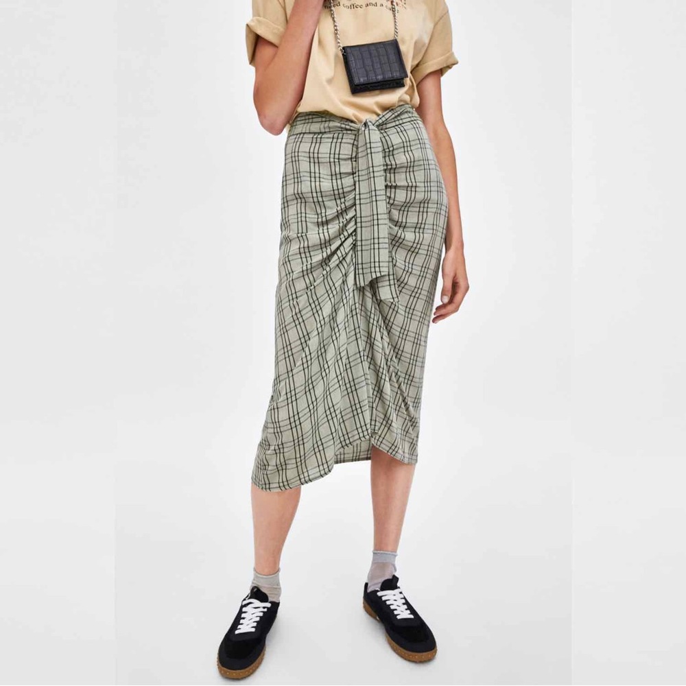 Zara Beautiful Midi Skirt with Tie Belt in the Front and Side Zipper